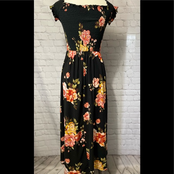 J FOR JUSTIFAY WOMEN'S FLOWERED ESCITE ELASTICIZED BLACK DRESS SIZE S - Picture 2 of 15